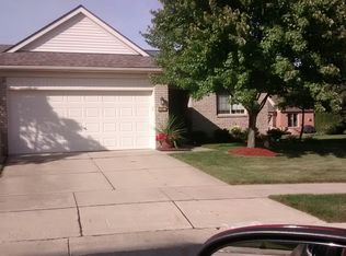 52136 E Westgrove Ct, Macomb, MI 48042