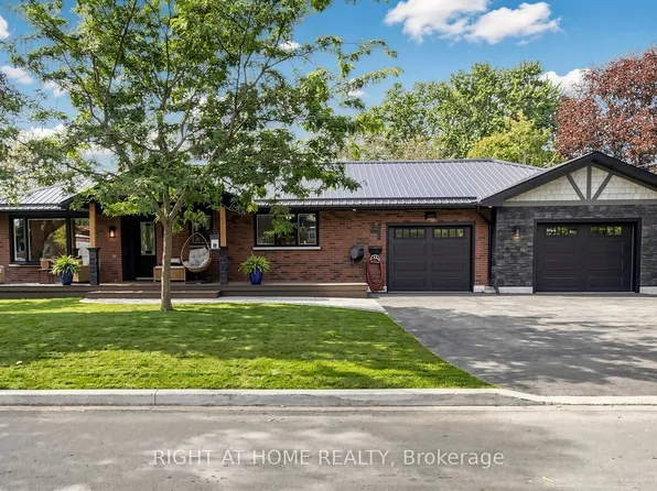 4 Flett St, Clarington, ON L1C 2K1