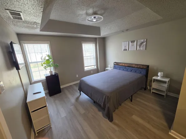 (undisclosed Address), Locust Grove, GA 30248