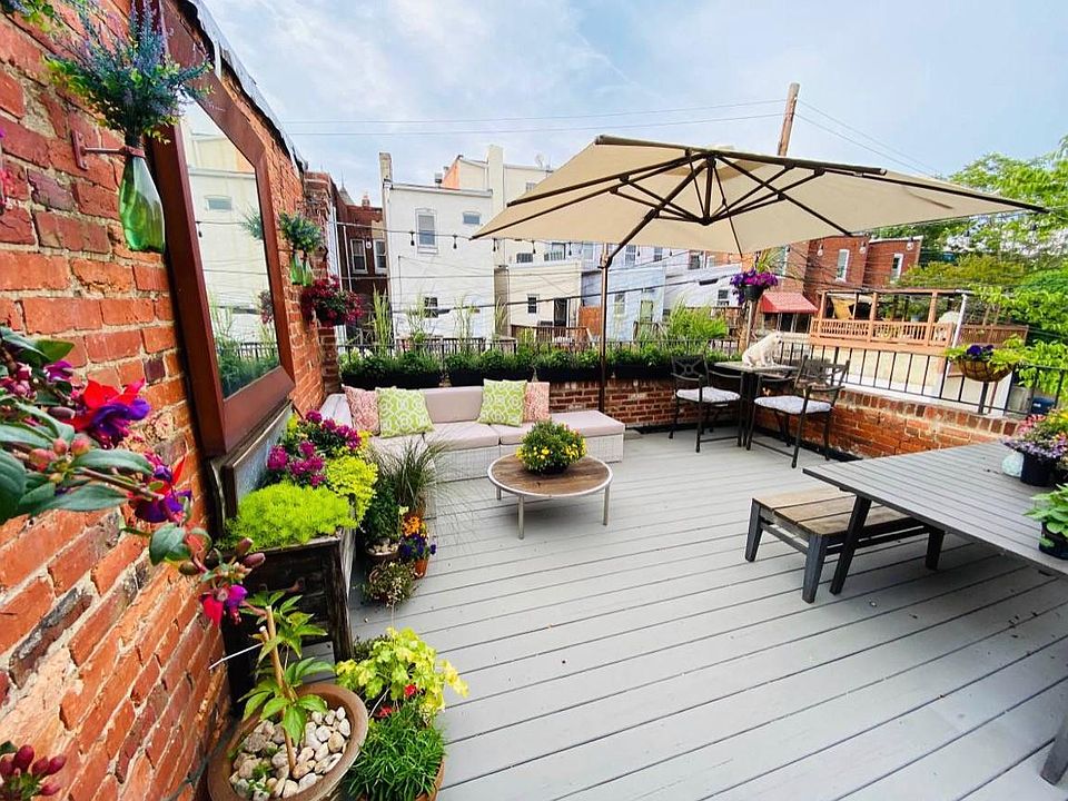 lovely rooftop deck