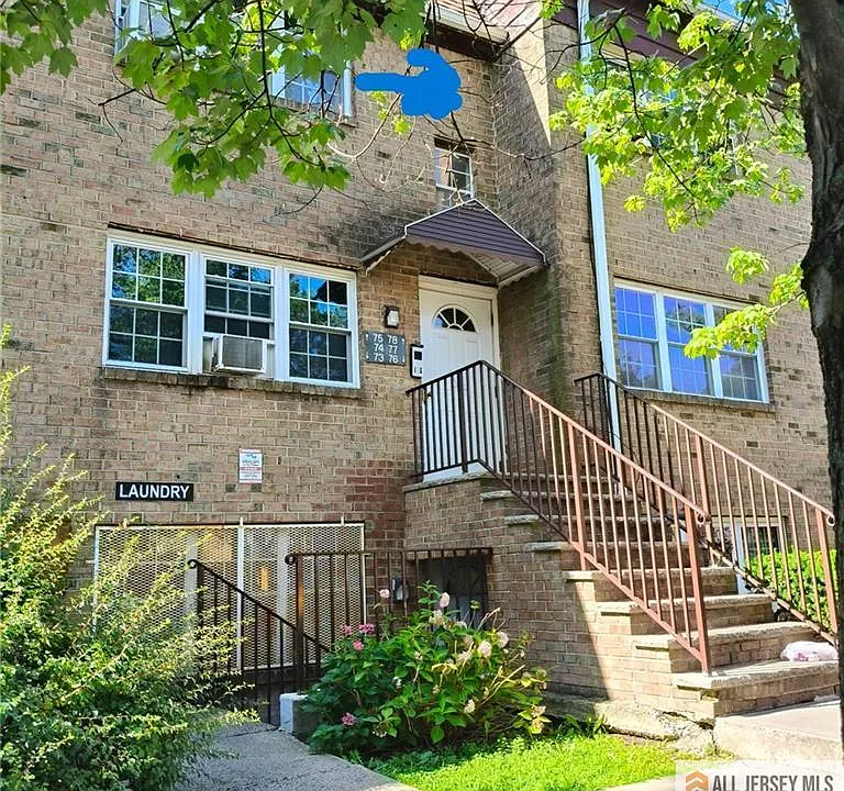 78 College Dr #78