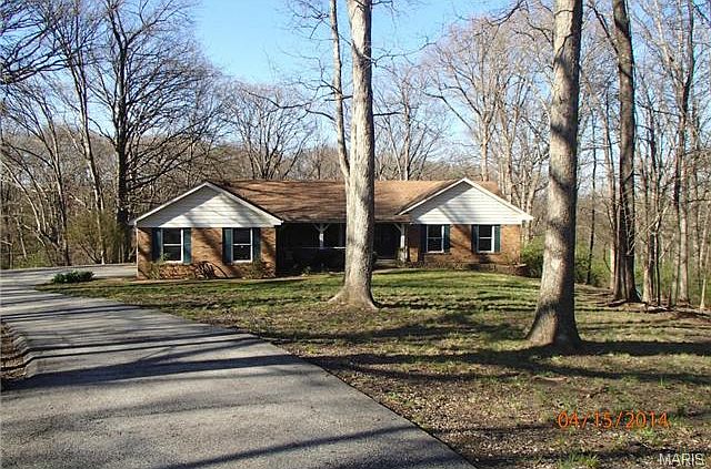1st image of 2404 Shadetree Ct