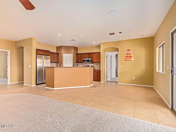 4th image of 13615 E Aviara Pl