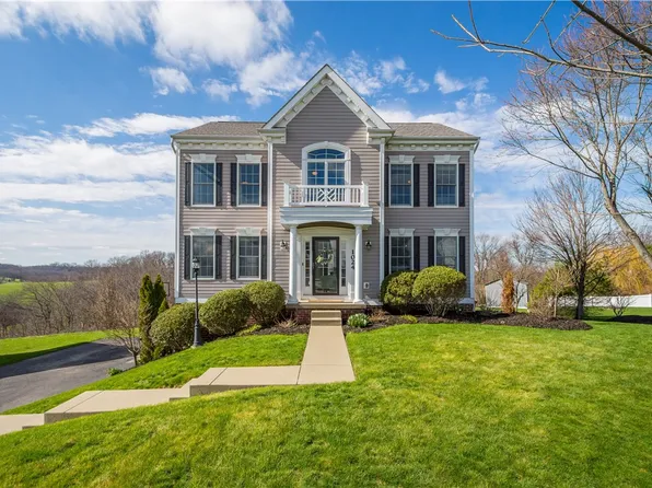 1024 Greenfield Dr, Canonsburg, PA 15317