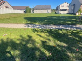 12266 Hannah Ln, Carleton, MI 48117