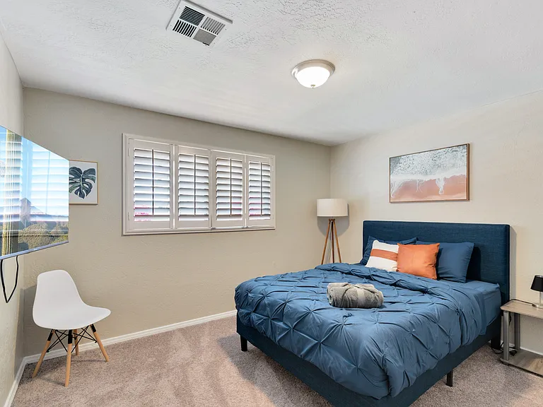 6532 E Cypress St — Photo 14