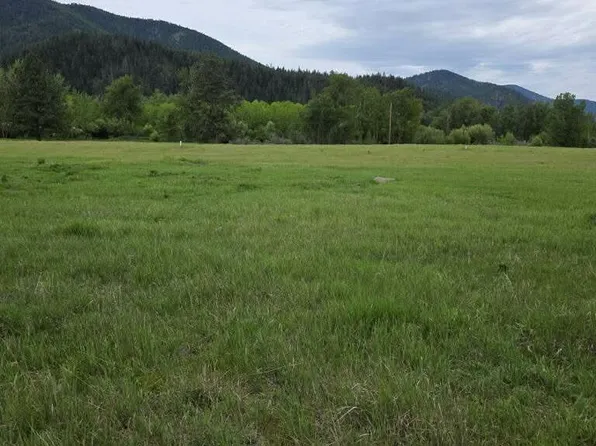 Nhn Stitt Ln #A&b, Clinton, MT 59825