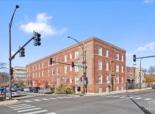 3404 W Congress Pkwy UNIT 2, Chicago, IL 60624