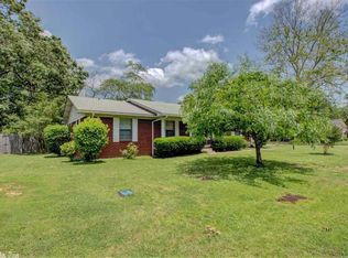 516 E 8th St, Lonoke, AR 72086