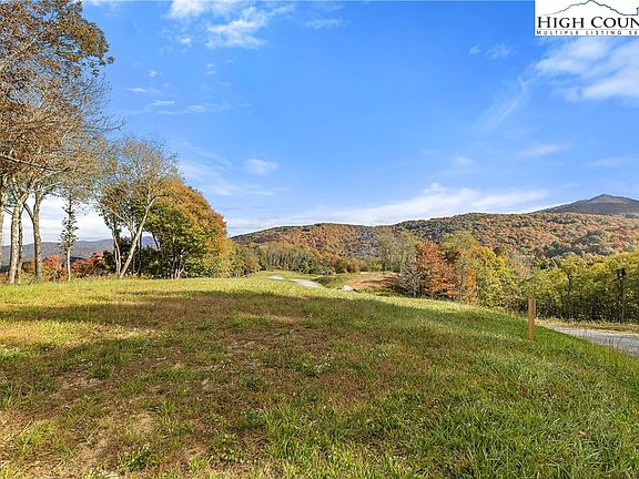 3rd image of Lot 15 Banner Glade Trail