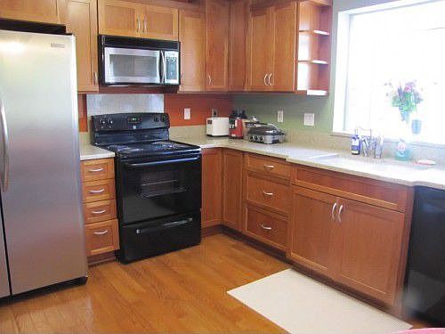 1st image of 13031 NE 98th Pl