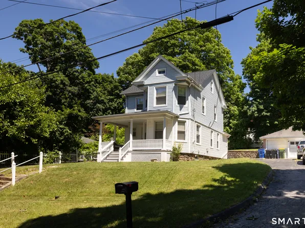 33 Maplewood Street, Waterbury, CT 06708