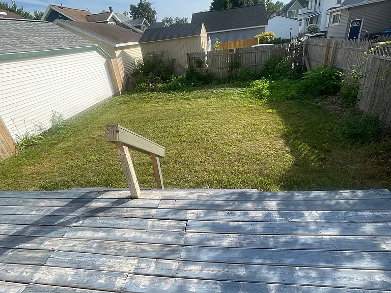 1609 McGraft St — Photo 3
