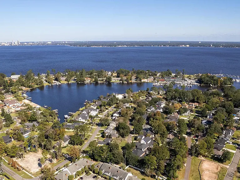 5054 Pirates Cove Rd — Photo 27