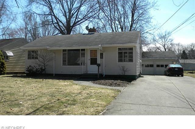 1st image of 163 Wyleswood Dr