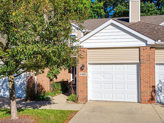 2nd image of 5575 Woodruff Shore Dr