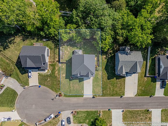 3rd image of 7826 Lake Mountain Ln
