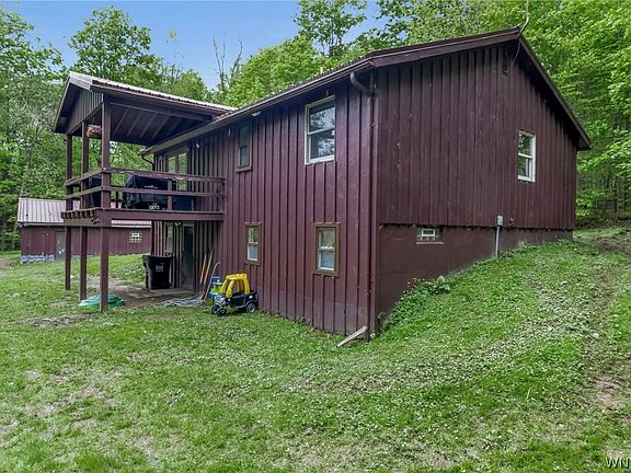 3rd image of 10588 Edies Rd
