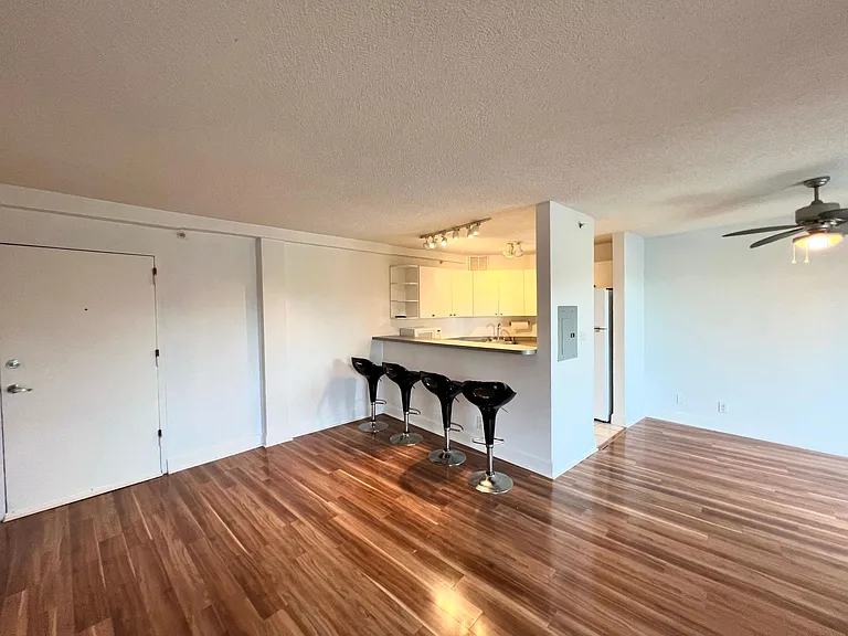 3315 58th Ave S #318 — Photo 4