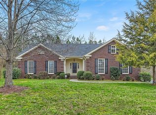 4653 Walnut Knoll Dr, Matthews, NC 28105