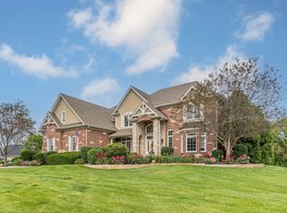 7N985 Columbine W, St Charles, IL 60175