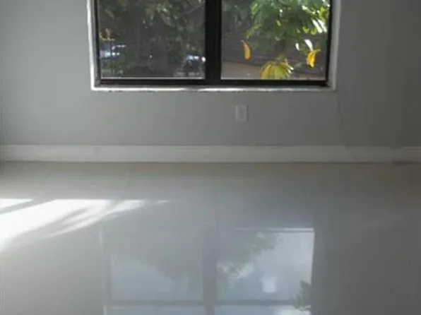 4261 W McNab Rd APT 32, Pompano Beach, FL 33069