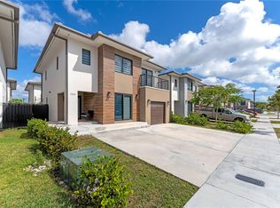 1164 NW 2nd St, Florida City, FL 33034