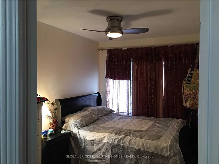 5030 Heatherleigh Ave #161 — Photo 8