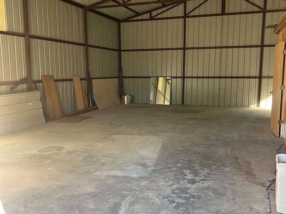 2nd image of 183 Hunter Rd