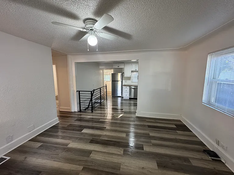 1738 Dallas St — Photo 3