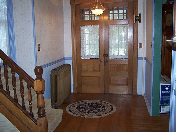 Foyer w/ Double Wide Oak Beveled Glass Doors