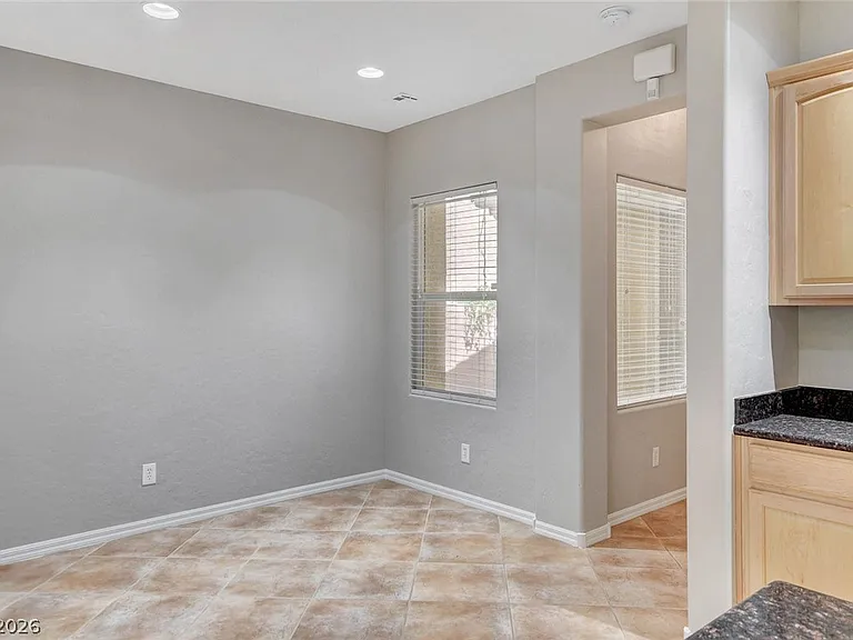6825 Tarpon Springs Ct — Photo 22