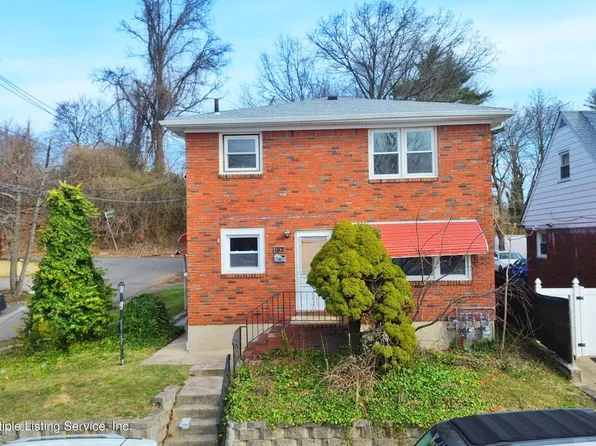 183 Old Town Rd, Staten Island, NY 10305