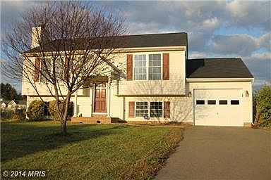 1st image of 10414 Wisteria Dr