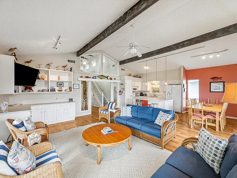 4107 Long Tom Ct — Photo 8