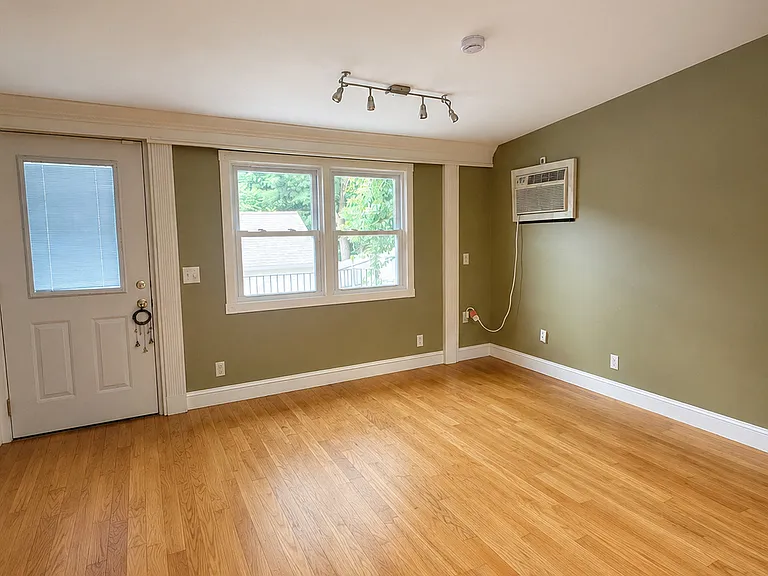561 Hopewell Rd #1 — Photo 6