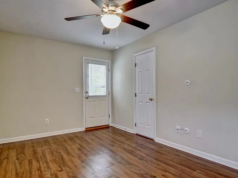 810 Southern Charm Dr — Photo 6