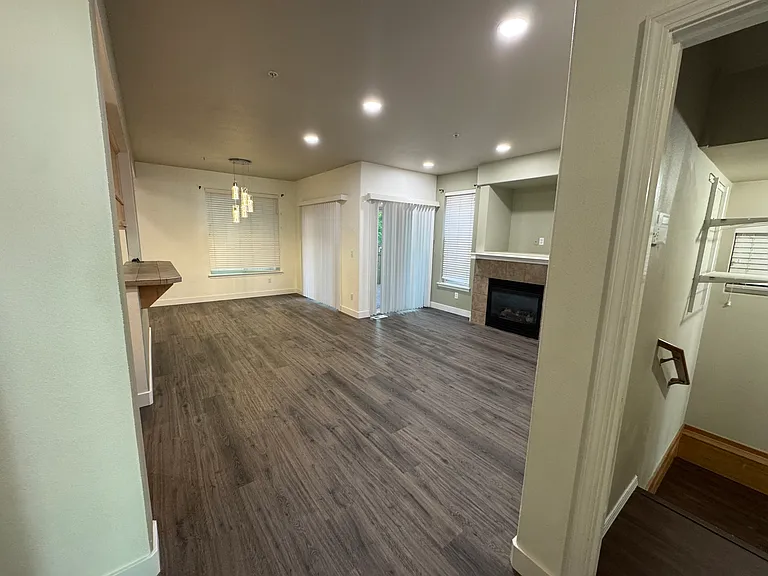 11429 SE 171st Pl — Photo 12
