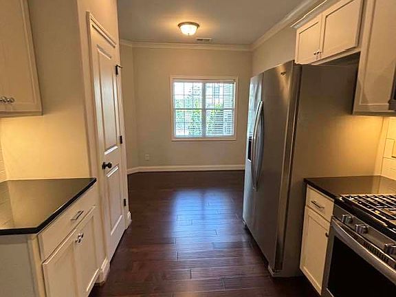 4th image of 4215 Lennox Dr Lot 24-8