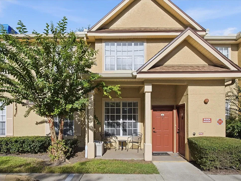 846 Grand Regency Point #101