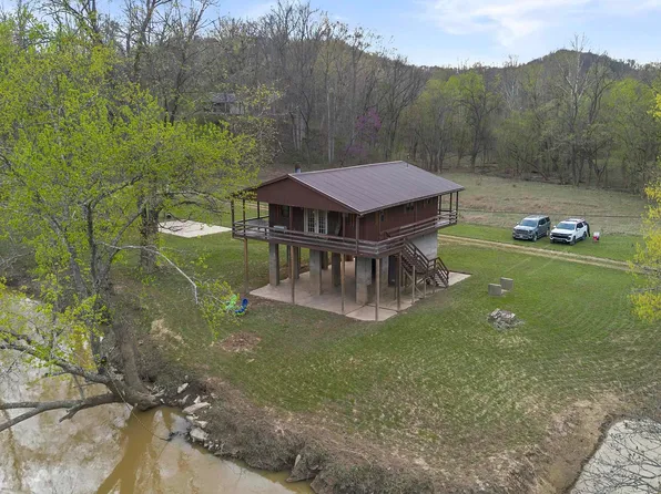 294 Murfield Ln, Greenup, KY 41144