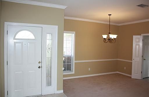 5th image of 704 Brussels Dr