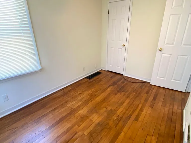 1121 Hapeman St — Photo 7