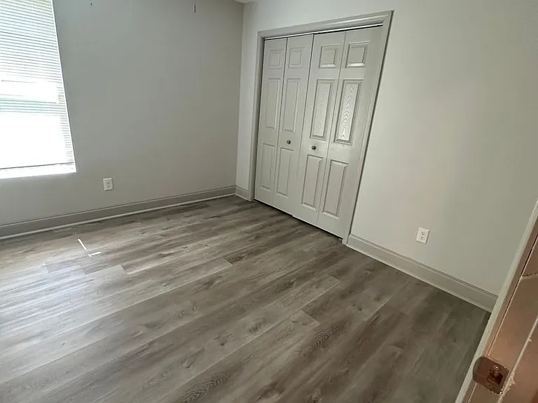 1406 Memory Ln — Photo 17