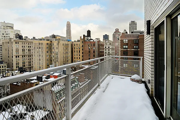 Sold by Corcoran | media 31