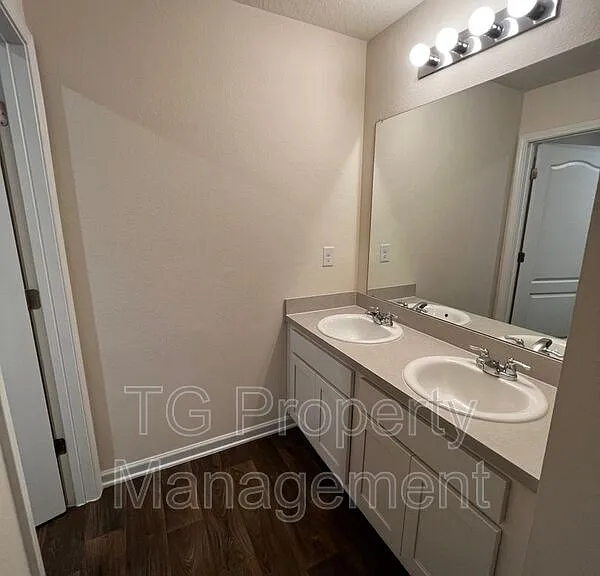 611 Morgans Treasure Rd — Photo 10