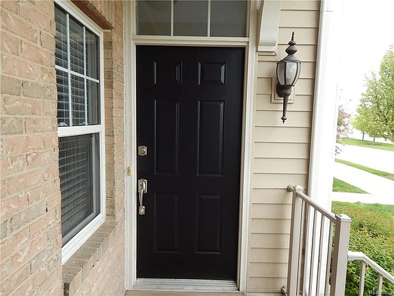 3rd image of 7202 Heron Hills Dr #21