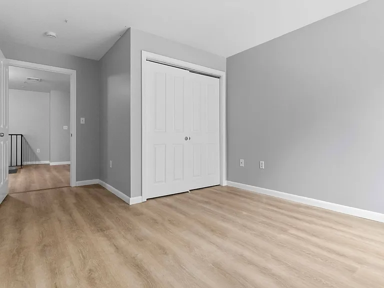 30 Franklin St #116 — Photo 12