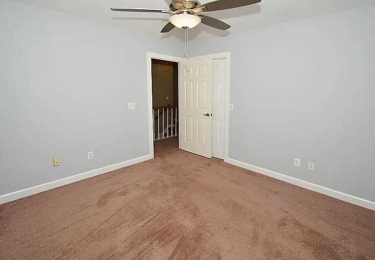 8102 Mee Mee Rd — Photo 10