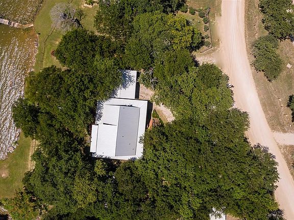 4th image of 120 Meadow Pond Ct